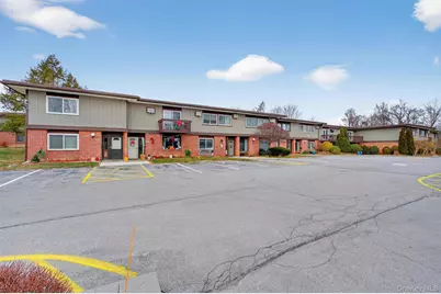 9 Millholland Drive #D, Fishkill, NY 12524 - Photo 2