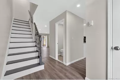 9 Millholland Drive #D, Fishkill, NY 12524 - Photo 8