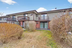 9 Millholland Dr, Fishkill, NY 12524 - Photo 34