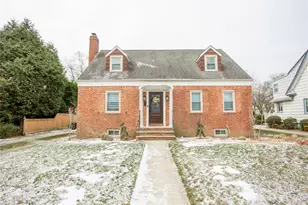 66 Denton Ave, East Rockaway, NY 11518 - Photo 2