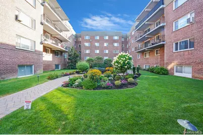 200 Atlantic Avenue #331, Lynbrook, NY 11563 - Photo 10