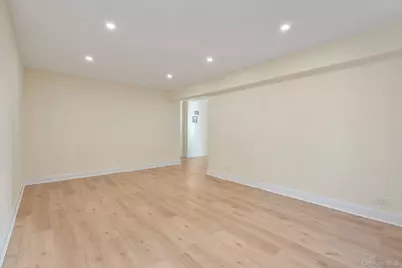 88-10 32nd Ave Avenue #304, East Elmhurst, NY 11369 - Photo 6