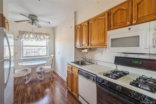 138-11 Beach Channel Dr, Rockaway Park, NY 11694 - Photo 10