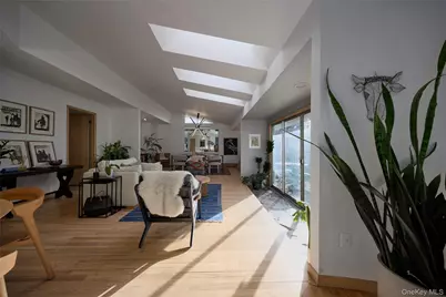 90 Cedar Avenue, Poughkeepsie, NY 12603 - Photo 20