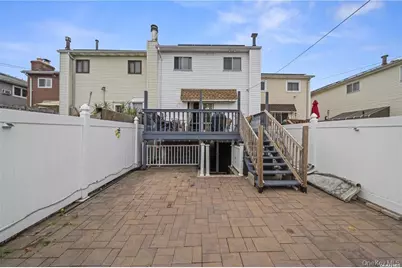 41 Woodcrest Road, New York, NY 10303 - Photo 18