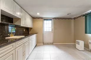 89 Devoe Ave, Yonkers, NY 10705 - Photo 20