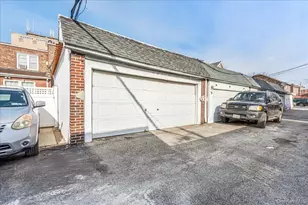 161-36 Grand Central Pkwy, Jamaica, NY 11432 - Photo 26