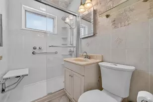 47 Lawrence Dr, White Plains, NY 10603 - Photo 20