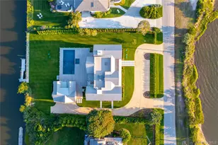 32 Quogo Neck Ln, Quogue, NY 11959 - Photo 40