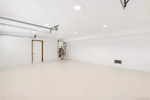 32 Quogo Neck Ln, Quogue, NY 11959 - Photo 34