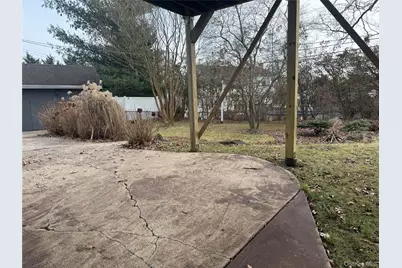 14 Genesee Drive, Commack, NY 11725 - Photo 20