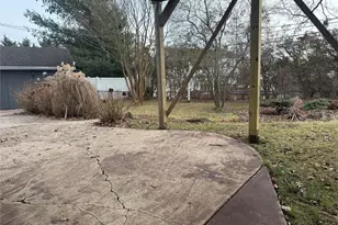 14 Genesee Dr, Commack, NY 11725 - Photo 20