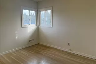 14 Genesee Dr, Commack, NY 11725 - Photo 12