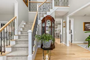 6 Mastro Ct, Calverton, NY 11933 - Photo 6