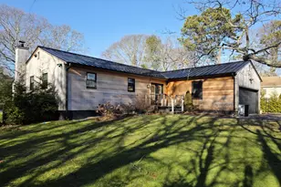 185 Wakeman Rd, Hampton Bays, NY 11946 - Photo 2