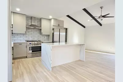 185 Wakeman Road, Hampton Bays, NY 11946 - Photo 6