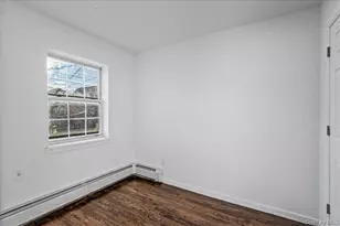 953A E 217th St, Bronx, NY 10469 - Photo 6