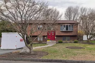 10 Skinner Ct, Tomkins Cove, NY 10986 - Photo 2