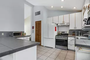 10 Skinner Ct, Tomkins Cove, NY 10986 - Photo 12