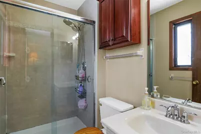 10 Skinner Court, Tomkins Cove, NY 10986 - Photo 18