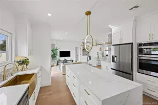 182 Friends Ln, Westbury, NY 11590 - Photo 22