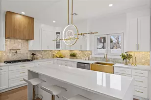 182 Friends Ln, Westbury, NY 11590 - Photo 18