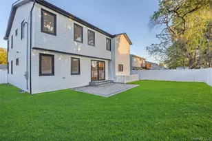 182 Friends Ln, Westbury, NY 11590 - Photo 40