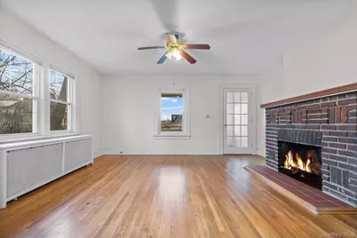 249 Aka 247 Roberts Avenue, Yonkers, NY 10703 - Photo 4