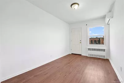 1043 E 101st Street, Brooklyn, NY 11236 - Photo 18