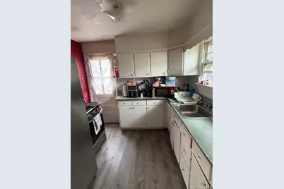 7 Deer Park Road, Huntington Station, NY 11743 - Photo 2