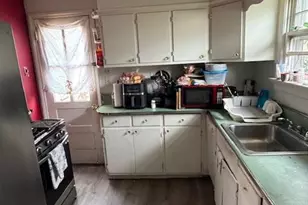 7 Deer Pk Rd, Huntington Station, NY 11743 - Photo 2