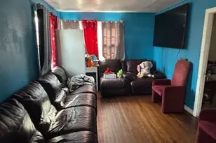 7 Deer Pk Rd, Huntington Station, NY 11743 - Photo 8