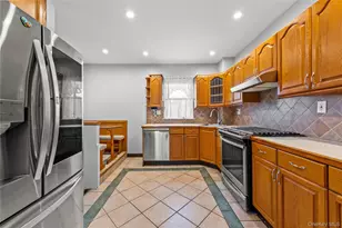 244-39 89th Ave, Bellerose, NY 11426 - Photo 4