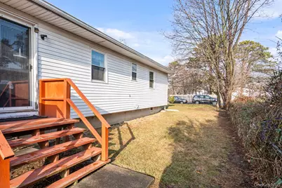 43 Nimitz Avenue, Brentwood, NY 11717 - Photo 6