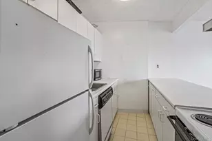 25-40 Shore Blvd, Astoria, NY 11102 - Photo 14
