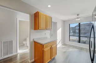 29 Stanford Ct, Wantagh, NY 11793 - Photo 8