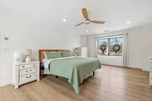 2180 Feuereisen Ave, Ronkonkoma, NY 11779 - Photo 26