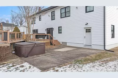 2180 Feuereisen Avenue, Ronkonkoma, NY 11779 - Photo 44