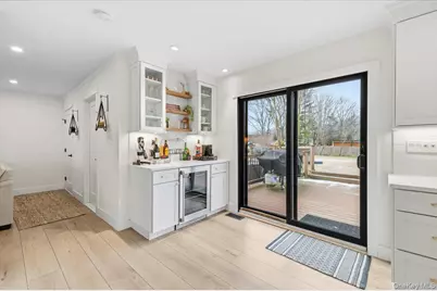 2180 Feuereisen Avenue, Ronkonkoma, NY 11779 - Photo 16