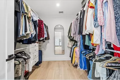 2180 Feuereisen Avenue, Ronkonkoma, NY 11779 - Photo 28