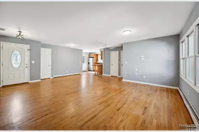 301 Laurel Road, Northport, NY 11768 - Photo 10