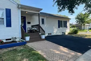 301 Laurel Rd, Northport, NY 11768 - Photo 2