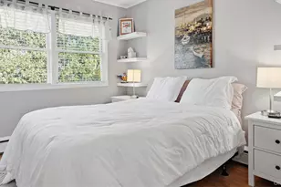 44 Oak St, Westhampton Beach, NY 11978 - Photo 10