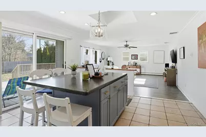 44 Oak Street, Westhampton Beach, NY 11978 - Photo 8