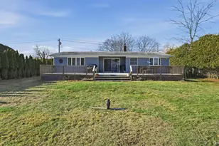 44 Oak St, Westhampton Beach, NY 11978 - Photo 20