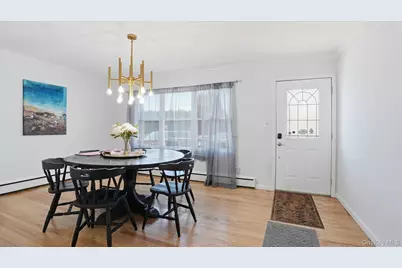 44 Oak Street, Westhampton Beach, NY 11978 - Photo 6