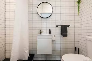 170 Beach 92, Far Rockaway, NY 11693 - Photo 8