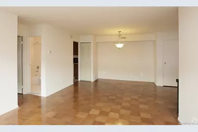 44 Route 25 A #411, Smithtown, NY 11787 - Photo 4