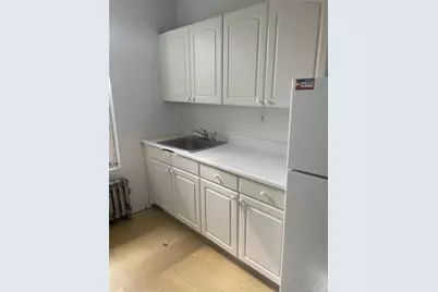 62 Middle Neck Road #2Rear, Great Neck, NY 11021 - Photo 6