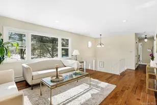 4 Laura Dr, Airmont, NY 10952 - Photo 6